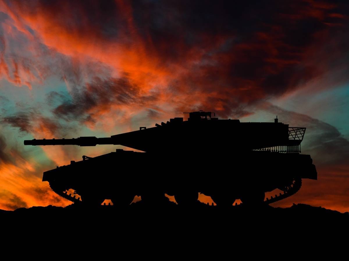 Czołg w nocy. Obrazek w artykule Podstawy World of Tanks